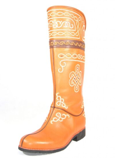 Ethnic, nomadic boots