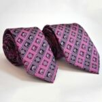 Mongolian purple necktie 2