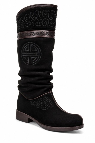 Black Velour Boots with Embroidery