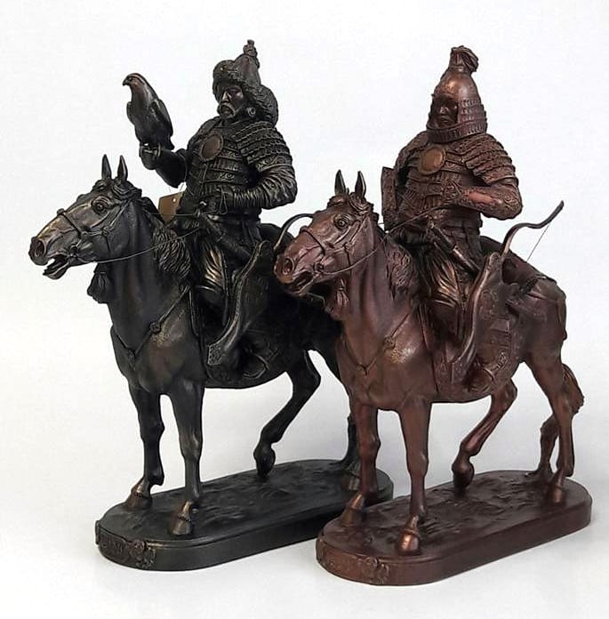 Genghis-Khan-Sculpture.jpg
