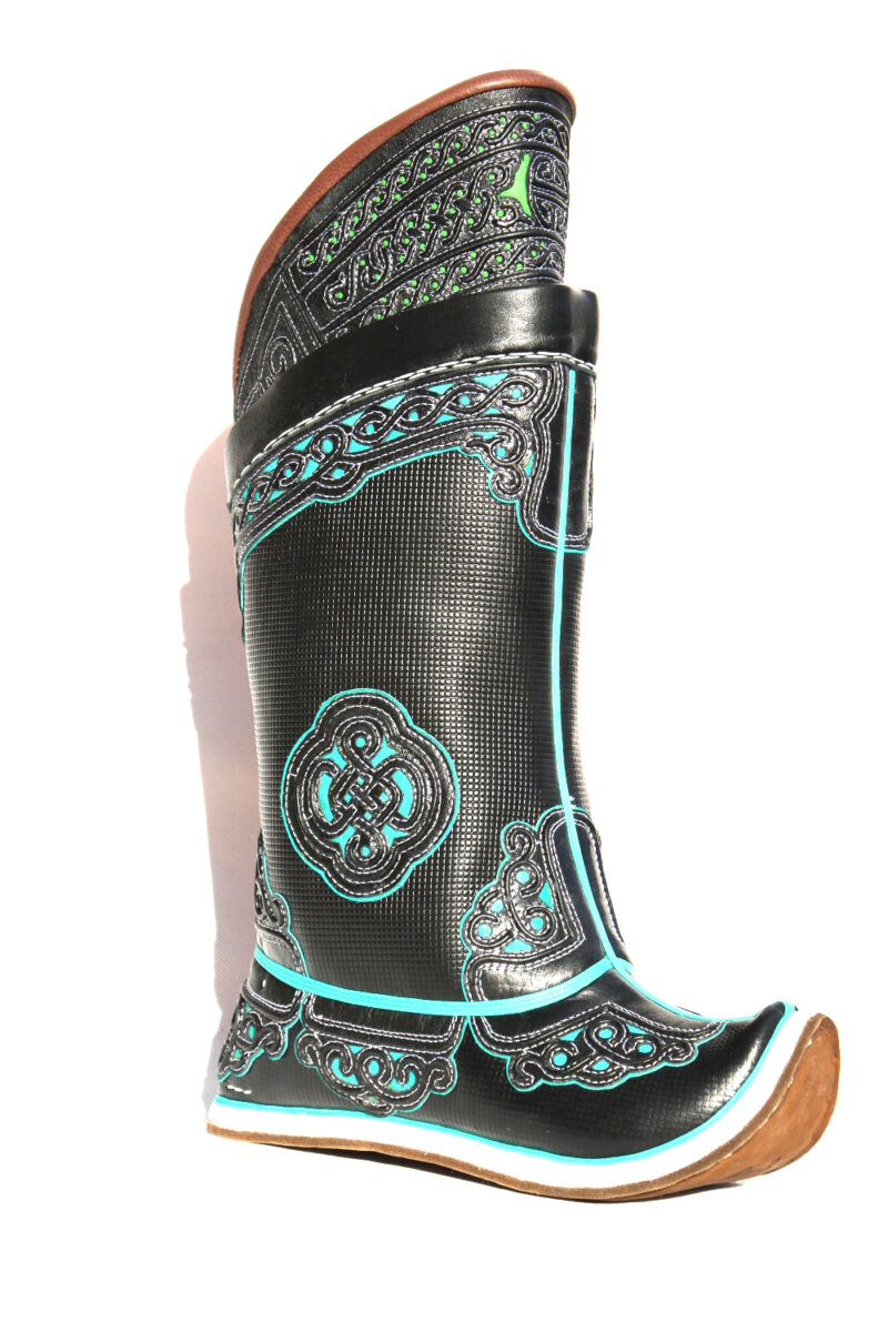 Mongolian Dark Boots with 32 Pattern