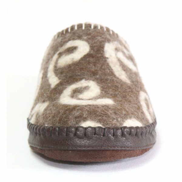 Front of Brown Brindle Slipper