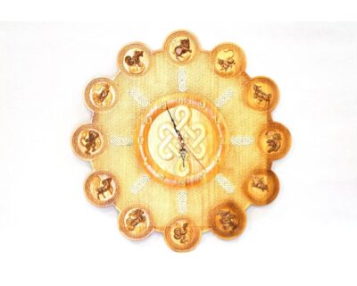 Wooden Clock with 12 Animal Pattern