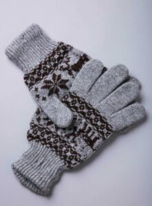 Adult's Grey Yak Wool Gloves With Pattern
