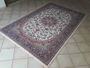 Classic Design Wool Carpet  (170x250 cm)