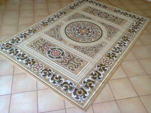 Oriental Design Wool Carpet (200x300 cm)