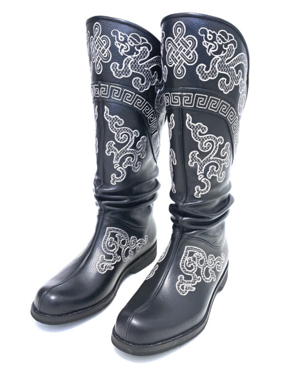 Boots With White Embroidery