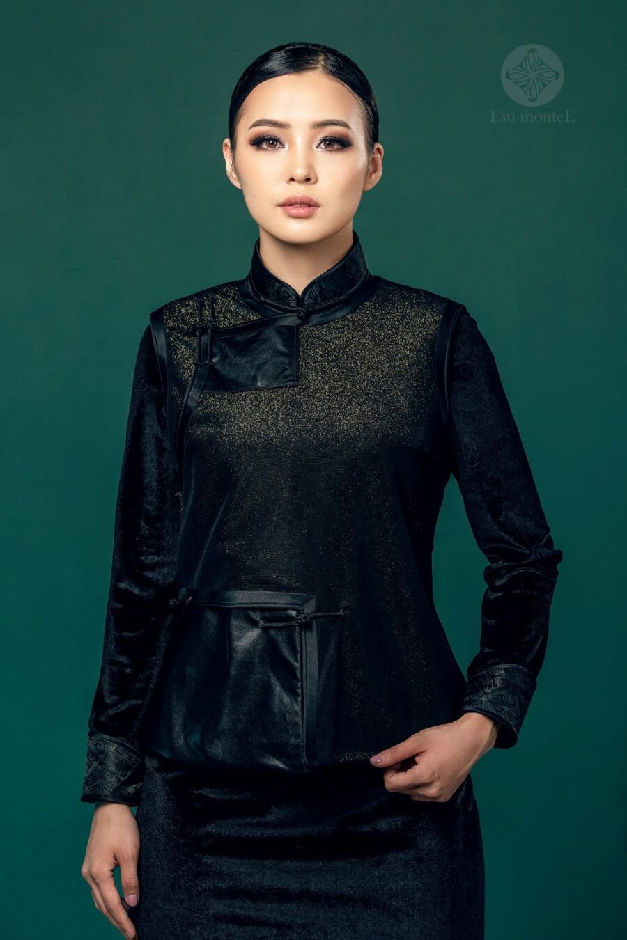 Mongolian Womens Black Suit