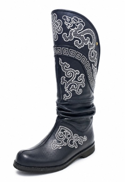 Boots With White Embroidery