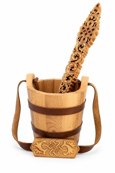 Tsatsal with Wood Bucket