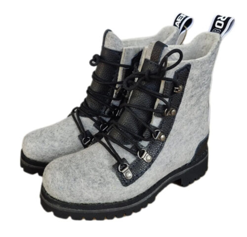 Gray Felt Boots K1